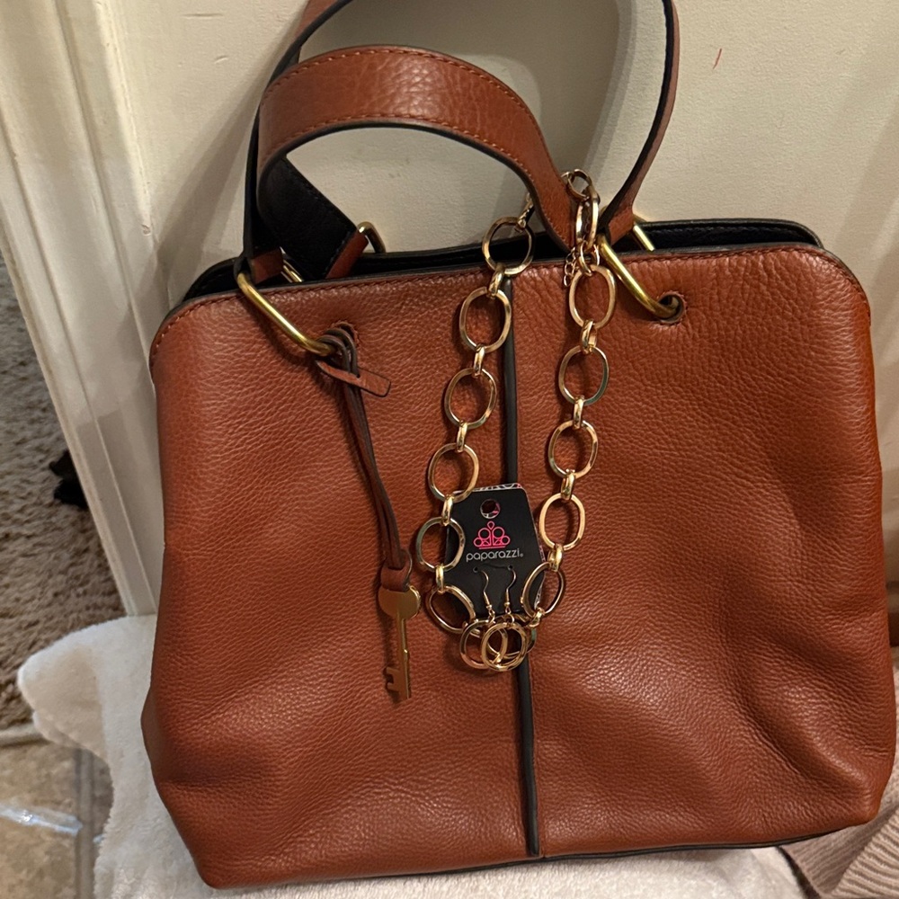 Fossil Tan Leather Shoulder Bag - Picture 5 of 8